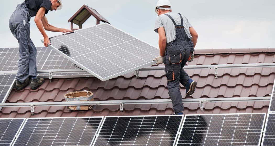 solar-roof-installation